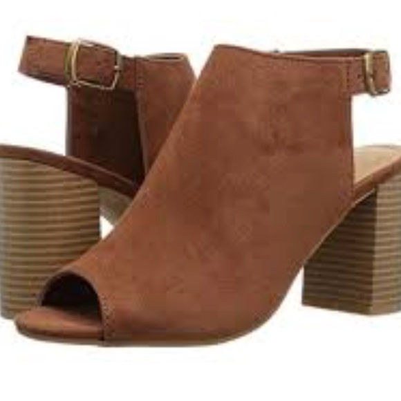 Chinese Laundry Shoes - Chinese Laundry open toed brown heel